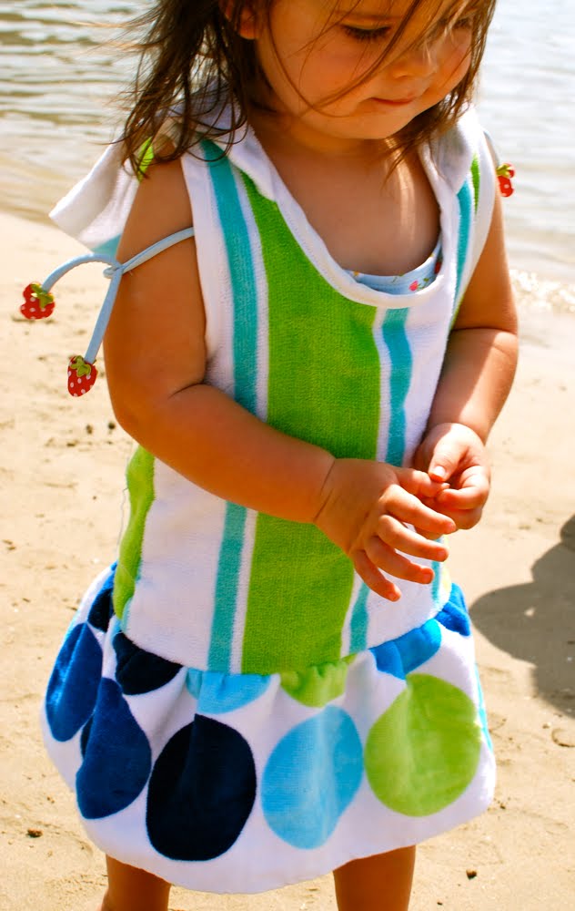 beach towel dress girl